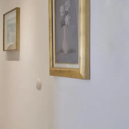 艾洛行政套房旅馆 招待所