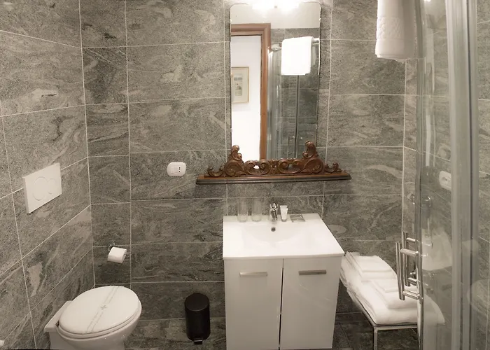 Aiello Executive Affittacamere 3*